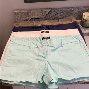 (4) Mossimo shorts stretch extensible size 16